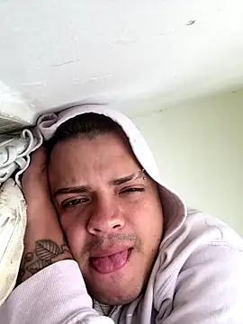 Snapshot of Teo_Vanegas chatting on November 8, 2:39 pm Teo Vanegas online show from November 8, 2:39 pm