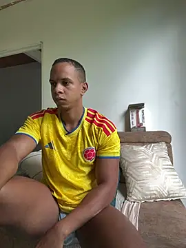 Snapshot of MarcoStriker chatting on June 27, 12:55 pm MarcoStriker online show from June 27, 12:55 pm