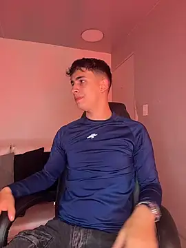 AdrianRinaldi online show from March 6, 8:05 pm