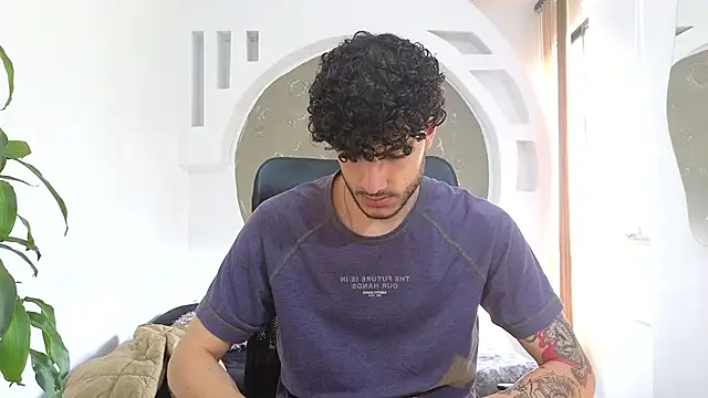 Rafael Mendezz online show from September 30, 8:25 pm