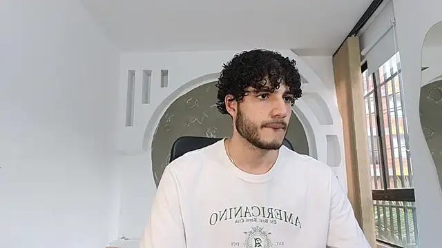 Rafael Mendezz online show from November 4, 8:41 pm