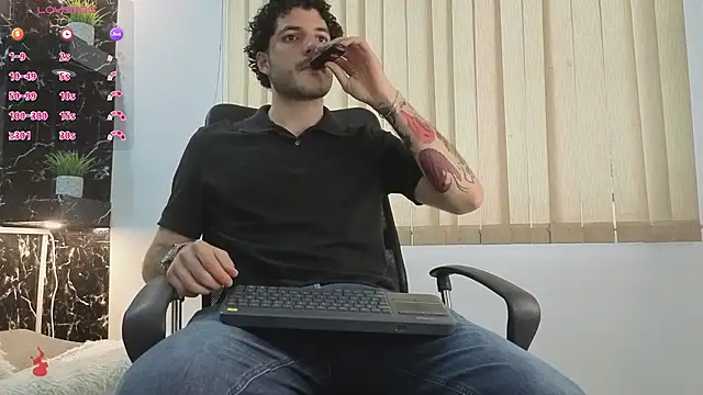 Rafael Mendezz online show from March 28, 8:19 pm