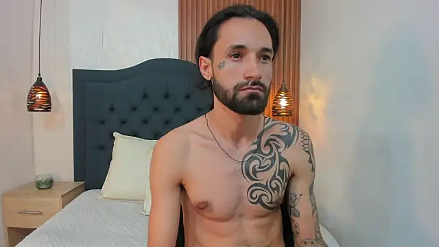 Hisoka 011 online show from April 3, 2:26 pm