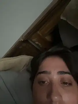 Snapshot of TatiTits chatting on March 3, 10:32 am TatiTits online show from March 3, 10:32 am