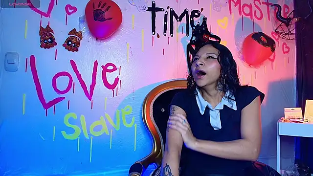 Sweettpleasure online show from November 15, 2:02 pm