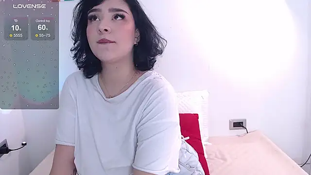 Snapshot of Annie_Villaa chatting on September 19, 4:07 pm Annie Villaa online show from September 19, 4:07 pm
