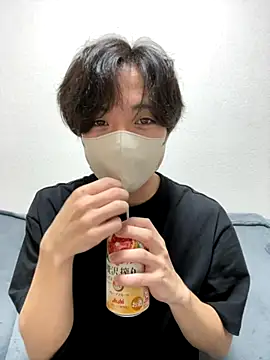 Yuma0718 online show from September 28, 10:20 am