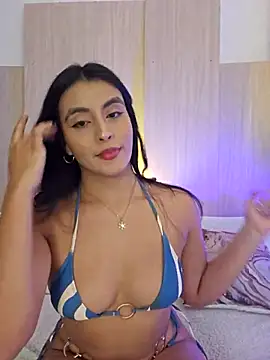 AliishaPss online show from May 8, 8:25 pm