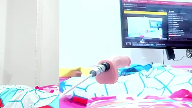 Snapshot of Alani_Queen chatting on September 18, 8:05 am Alani Queen online show from September 18, 8:05 am