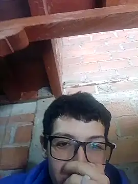 Snapshot of Alani_Queen chatting on September 19, 7:47 pm Alani Queen online show from September 19, 7:47 pm