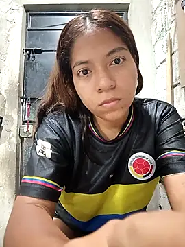 Snapshot of Aley_2025 chatting on October 19, 5:41 am Aley 2025 online show from October 19, 5:41 am