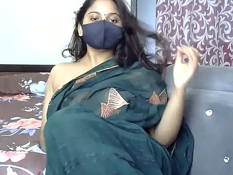 Snapshot of Bady__Riya chatting on November 8, 4:56 am Bady Riya online show from November 8, 4:56 am