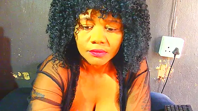 Snapshot of Augustine-Blooomxx chatting on November 14, 12:26 pm Augustine-Blooomxx online show from November 14, 12:26 pm