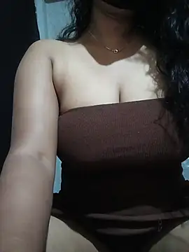 DiyaRoy49 online show from April 7, 8:42 pm