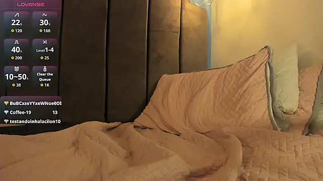 Oscar and dani online show from April 11, 7:45 am