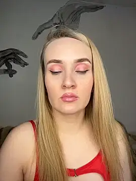 KiraBerht online show from March 21, 10:57 pm