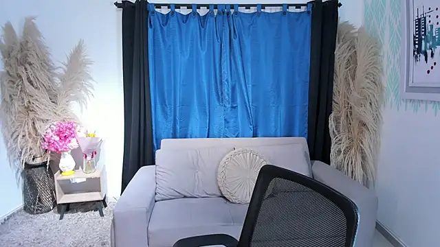 SofiaRivera1 online show from March 28, 9:58 pm