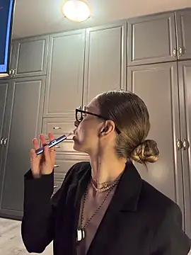 BabyAnais online show from March 30, 3:13 pm