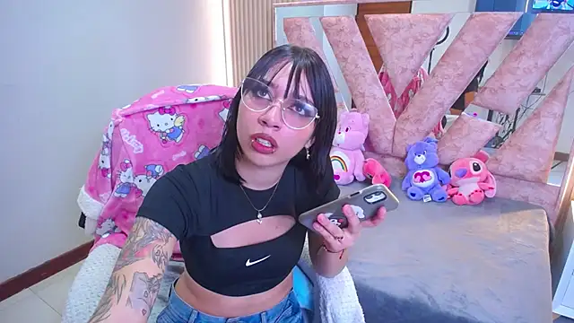 Niina Sissy online show from December 23, 4:54 am