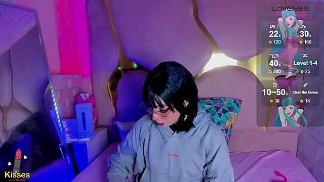 Niina Sissy online show from March 13, 4:08 am