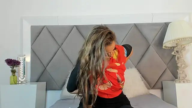 Snapshot of GiadaRizzo chatting on November 27, 6:21 pm GiadaRizzo online show from November 27, 6:21 pm