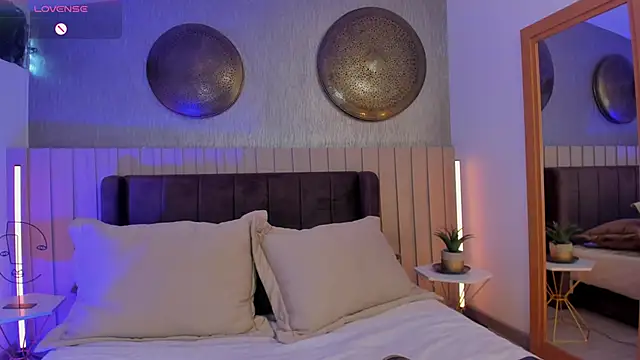 NaishaFord 1 online show from November 20, 4:18 pm