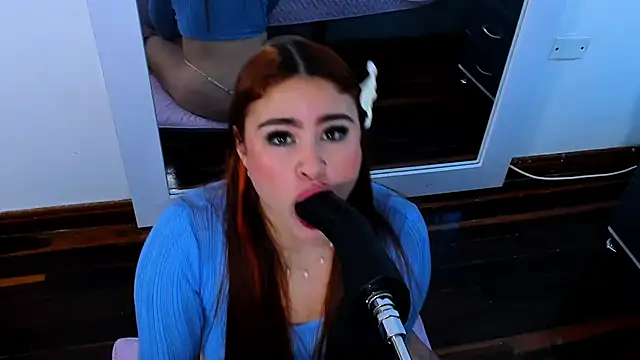 AdeleJhones online show from January 17, 2:55 pm