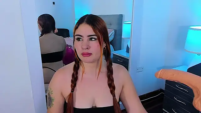 AdeleJhones online show from March 27, 1:11 pm