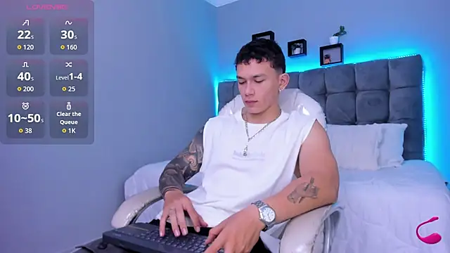 Thomas moon online show from January 17, 1:05 pm