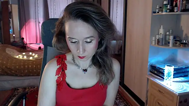 Snapshot of ClassyInna chatting on November 13, 8:46 am ClassyInna online show from November 13, 8:46 am