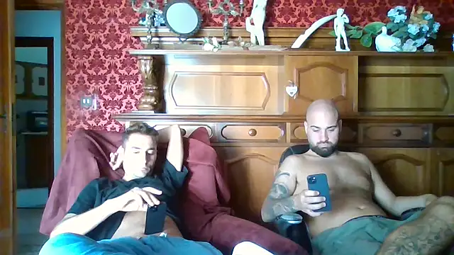 Snapshot of Torissimo92 chatting on September 14, 10:36 am Torissimo92 online show from September 14, 10:36 am