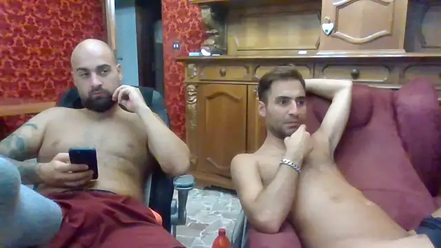 Snapshot of Torissimo92 chatting on September 18, 7:49 pm Torissimo92 online show from September 18, 7:49 pm