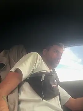 Snapshot of Torissimo92 chatting on September 23, 7:55 am Torissimo92 online show from September 23, 7:55 am