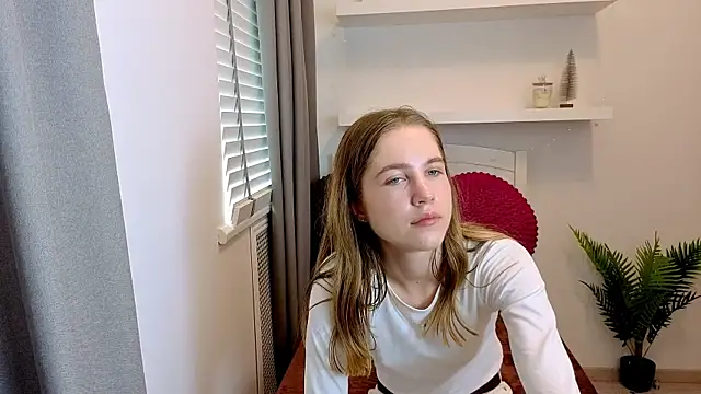 Snapshot of Spicy_Lexi chatting on June 13, 6:44 am Spicy Lexi online show from June 13, 6:44 am