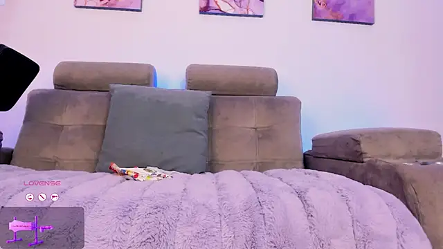 Snapshot of SebastianHilton chatting on February 3, 1:38 pm SebastianHilton online show from February 3, 1:38 pm