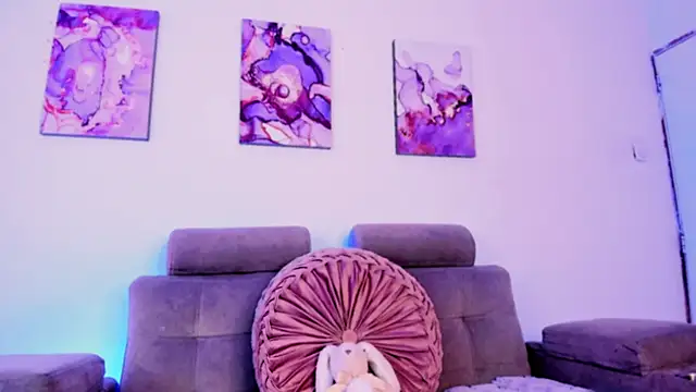 Snapshot of SebastianHilton chatting on March 1, 4:42 pm SebastianHilton online show from March 1, 4:42 pm