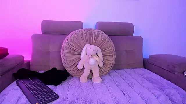 SebastianHilton online show from March 5, 2:02 pm