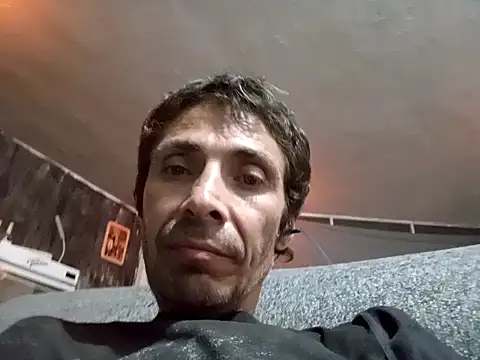 githot online show from March 17, 6:06 am