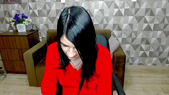 SilviaRosse online show from May 4, 11:28 am