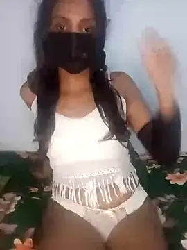 Snapshot of kissy_doll chatting on October 11, 5:33 pm kissy doll online show from October 11, 5:33 pm