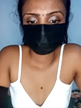 Snapshot of kissy_doll chatting on October 15, 7:03 pm kissy doll online show from October 15, 7:03 pm