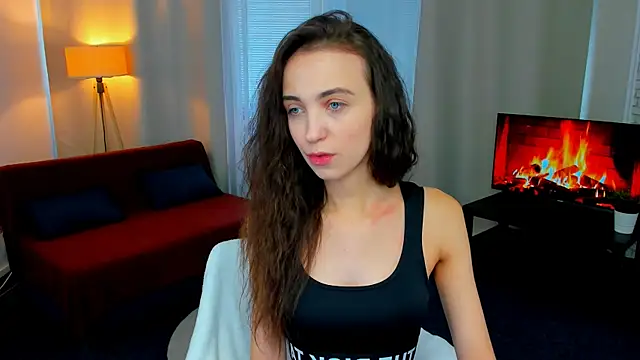 Snapshot of EllaSteele chatting on October 7, 1:30 pm EllaSteele online show from October 7, 1:30 pm