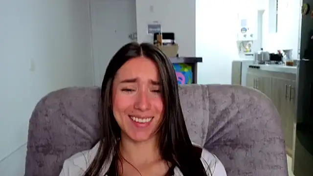 Adhara Kitten online show from April 17, 1:25 pm