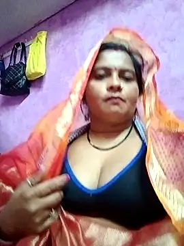 Hot komal1 online show from November 29, 9:40 pm