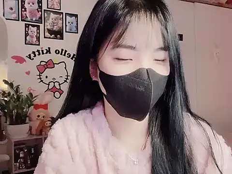 keelinnn19 online show from November 18, 8:46 pm