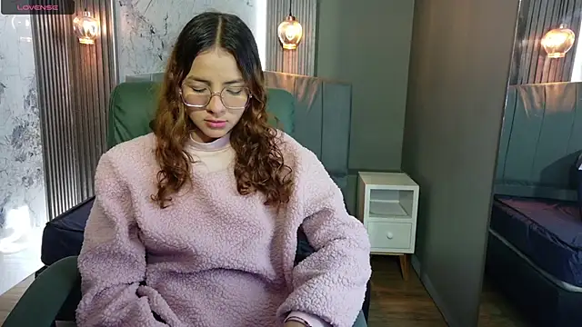 angeles azul online show from September 10, 1:11 pm