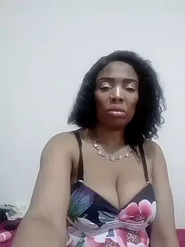 SEXYMOANSXX online show from October 3, 2:14 pm