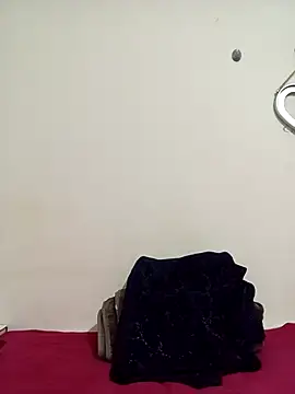 SEXYMOANSXX online show from April 5, 2:25 pm