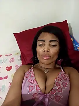 SEXYMOANSXX online show from April 10, 8:02 pm