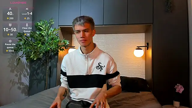 nicktorn online show from October 19, 12:06 pm